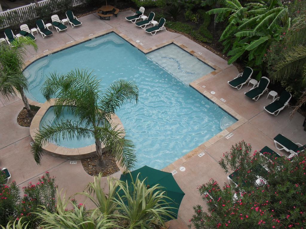 Casa Del Mar Beachfront Suites Galveston Buitenkant foto